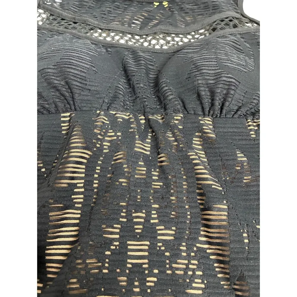 LUXE By Lisa Vogel Black Overlay Tankini Size 4 Beach Resort Summer Vacation